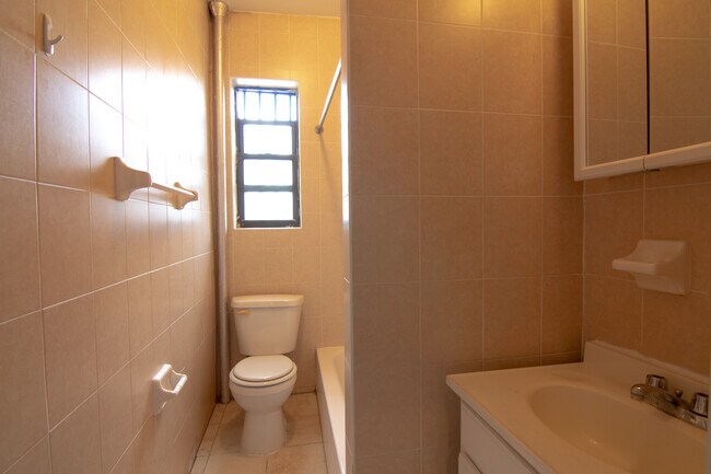 Bathroom - 289 Convent Ave