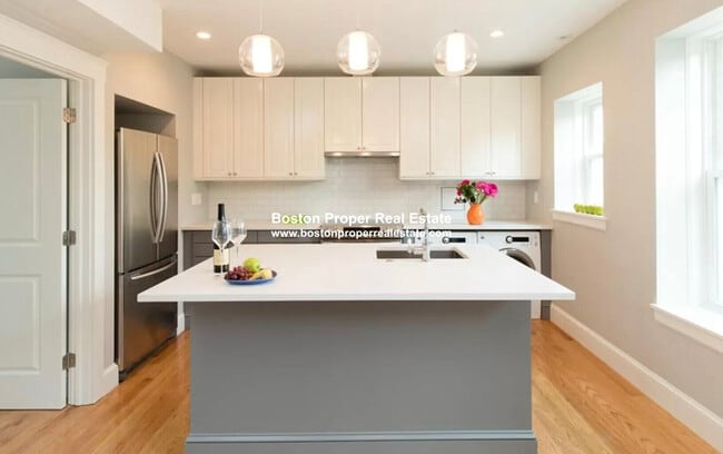 Photo - 30 Montebello Rd Apartments