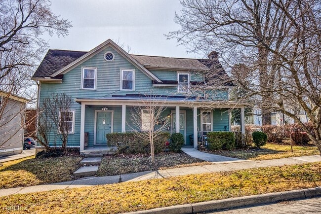 Building Photo - 1 br, 1 bath 4plex - 717 N Congress St Apt 3