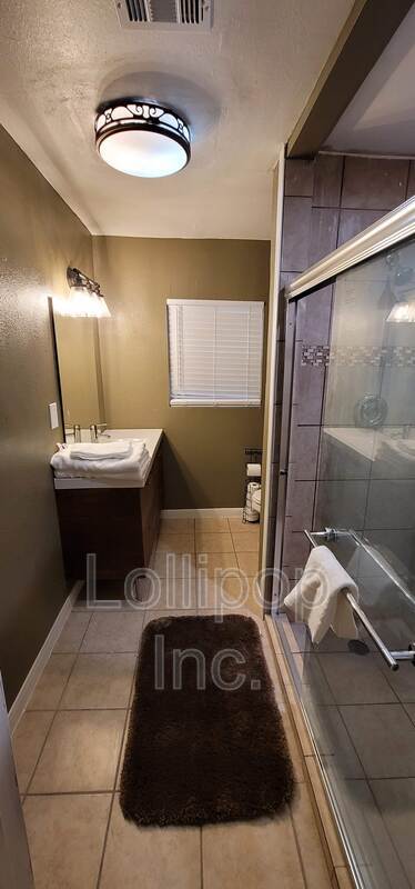 Photo - 3425 Rebecca St House