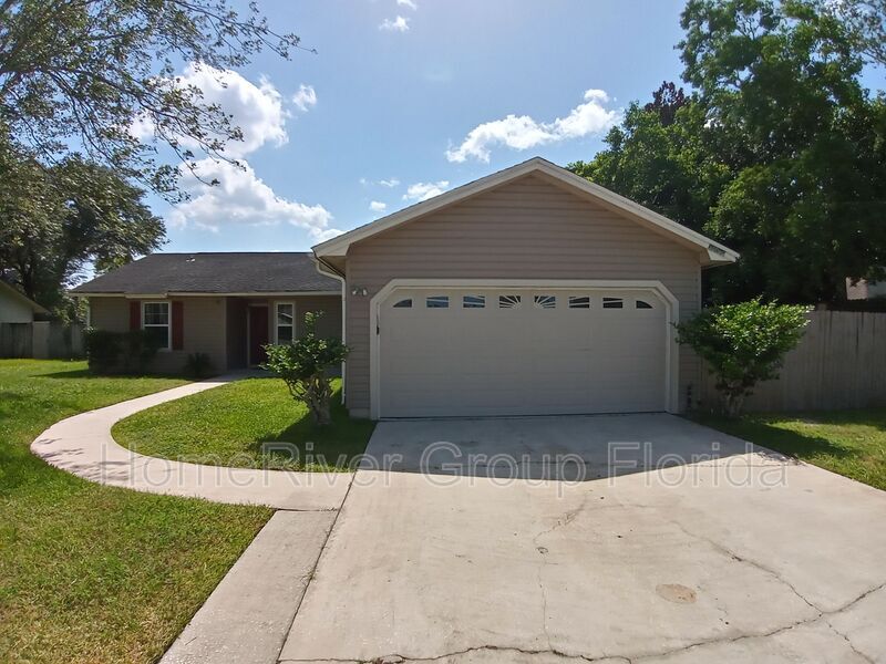 Primary Photo - 10030 Huntington Forest Blvd E