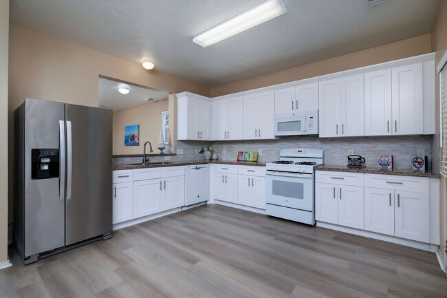 Foto del edificio - 29723 Sullivan Oaks Dr