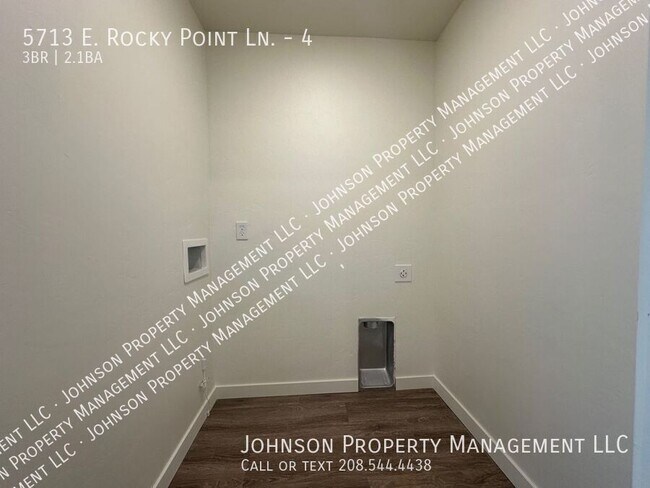 Foto del edificio - 5713 E Rock Ct