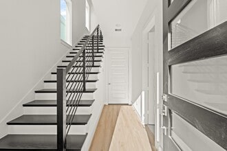 Building Photo - 1309 Rosewood St