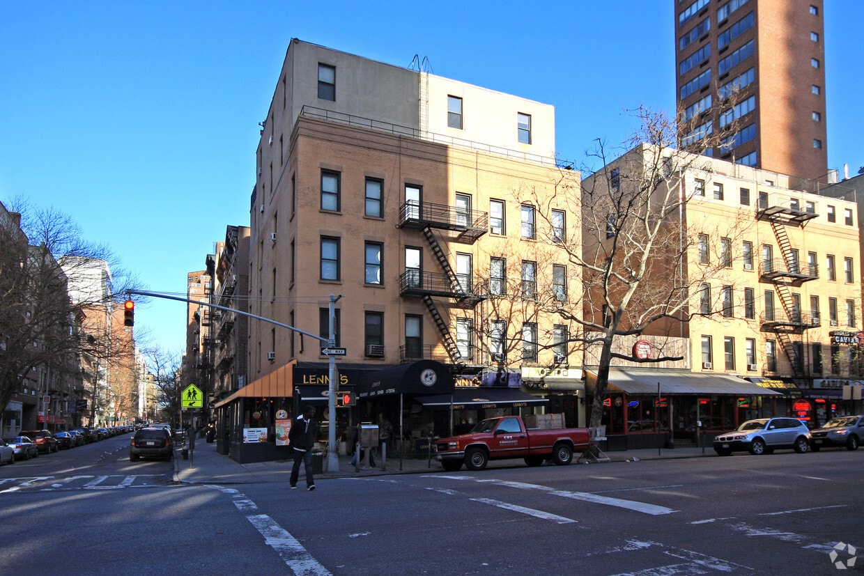 Primary Photo - 253 East 77th Street