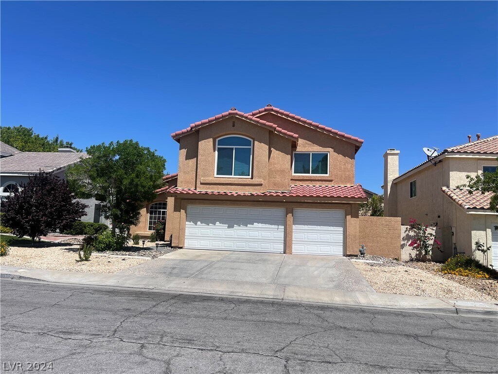 Primary Photo - 2036 Pinion Springs Dr