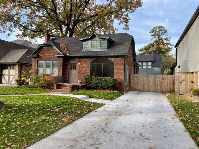 Foto del edificio - 109 E 26th Pl