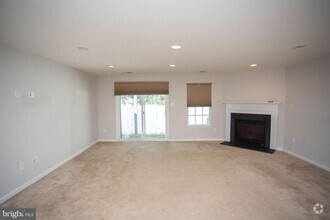 Building Photo - 1036 Regency Pl