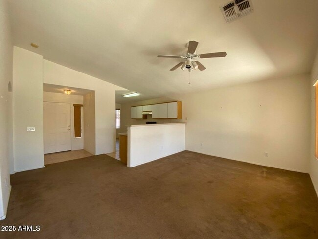 Building Photo - 1461 E La Costa Dr