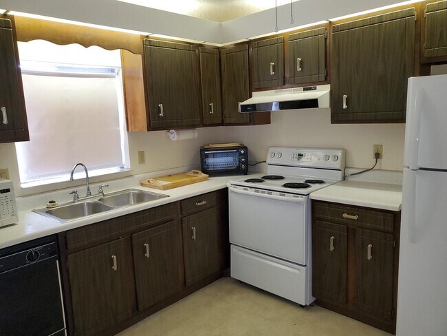 Foto del edificio - 1561 NE 12th Terrace