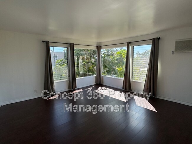 Foto del edificio - 2699 E 20th St
