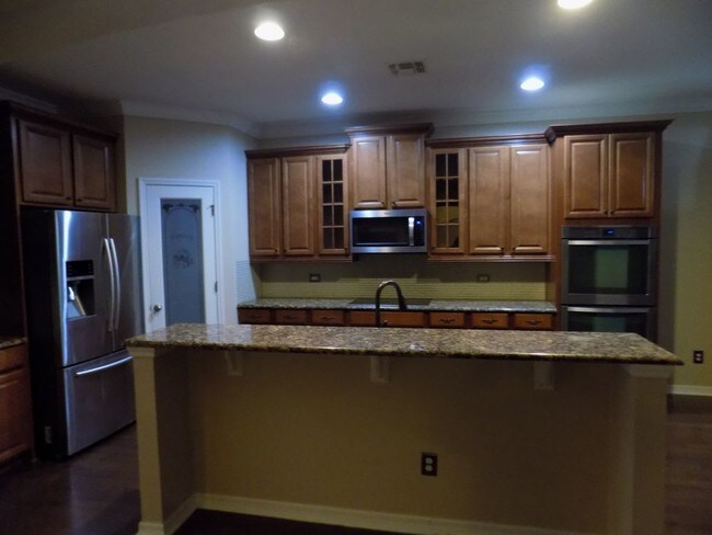 Foto del edificio - 2478 Linkwood Ave