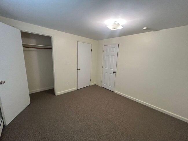 Building Photo - 54 Rumford Ave