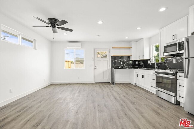 Foto del edificio - 1051 Gill Ave