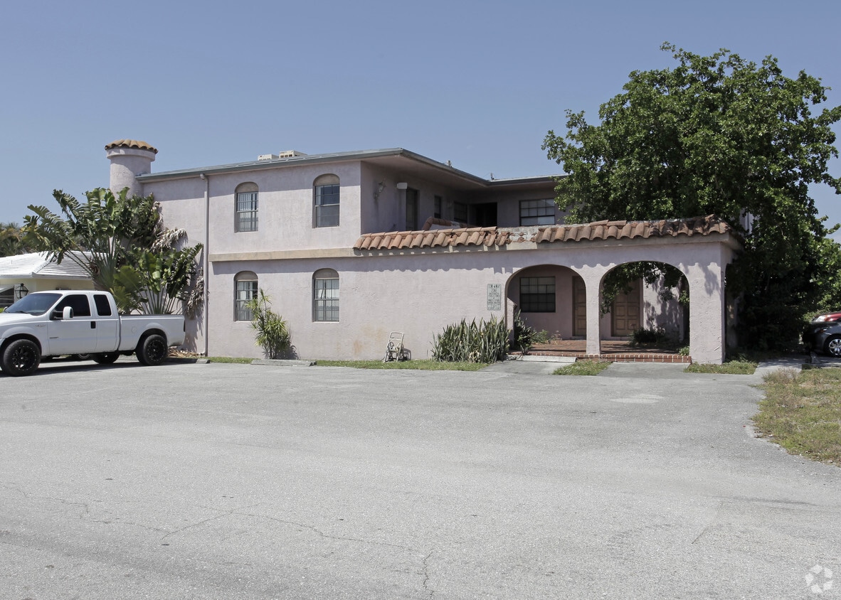 Building Photo - Holy Cross Apartments