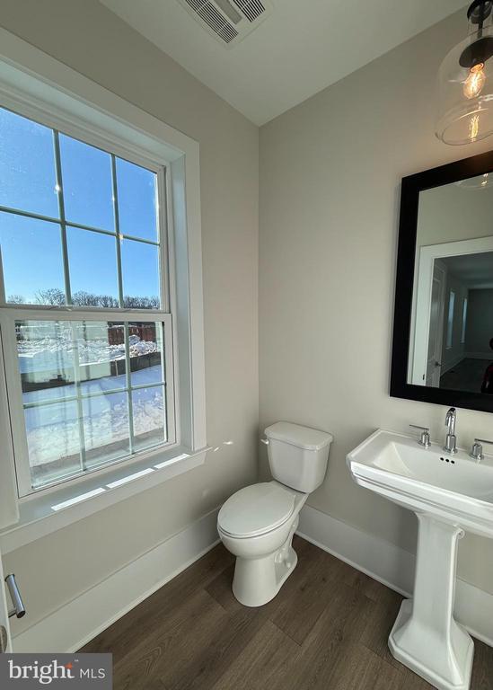 Building Photo - 3001 Justin Dr