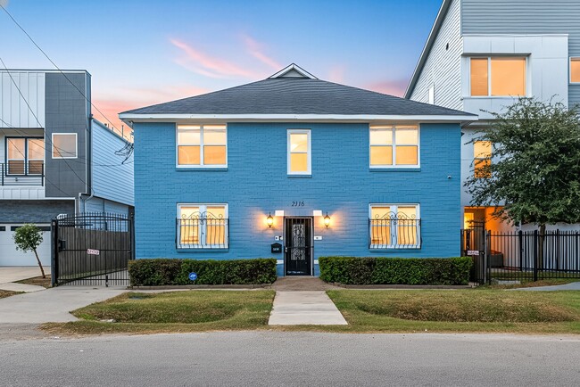 Foto del edificio - 2116 Live Oak St