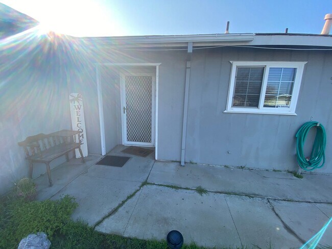 Foto del edificio - Updated in Lemoore