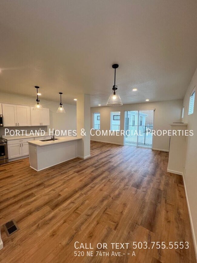 Building Photo - Brand New 3 Bedroom Duplex