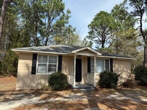 Building Photo - 610 Two Notch Rd