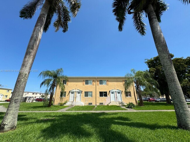 Building Photo - 459 NW 84th St