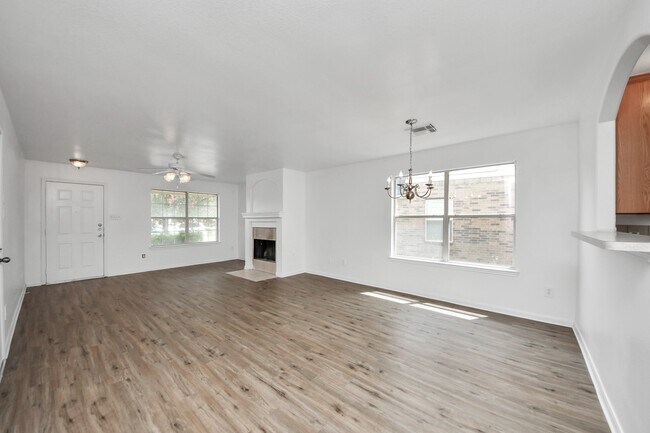 Foto del edificio - 9638 Brenthaven Springs Ln