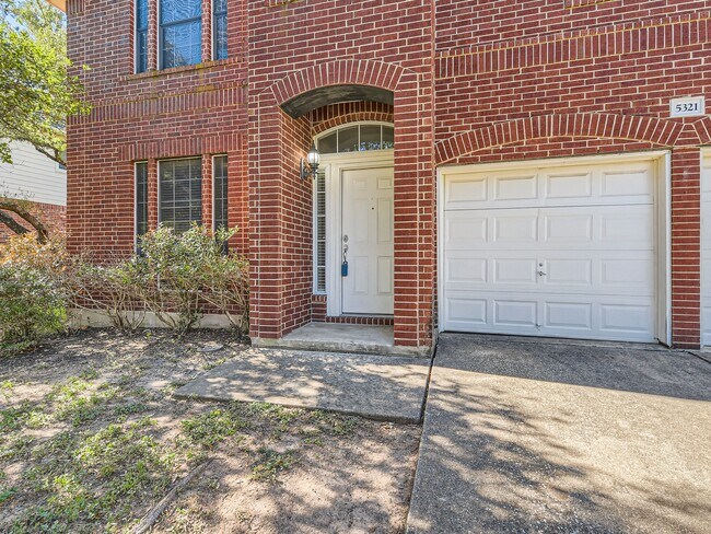 Foto del edificio - 5321 Mabry Ct