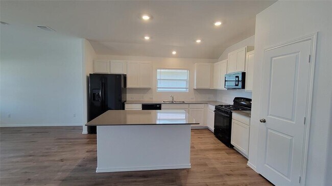 Building Photo - 227 Jeffers