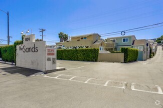 Building Photo - 1624 N Coast Hwy 101
