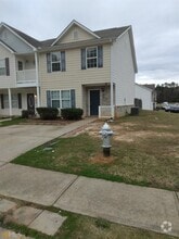 Building Photo - 1751 Old Dogwood