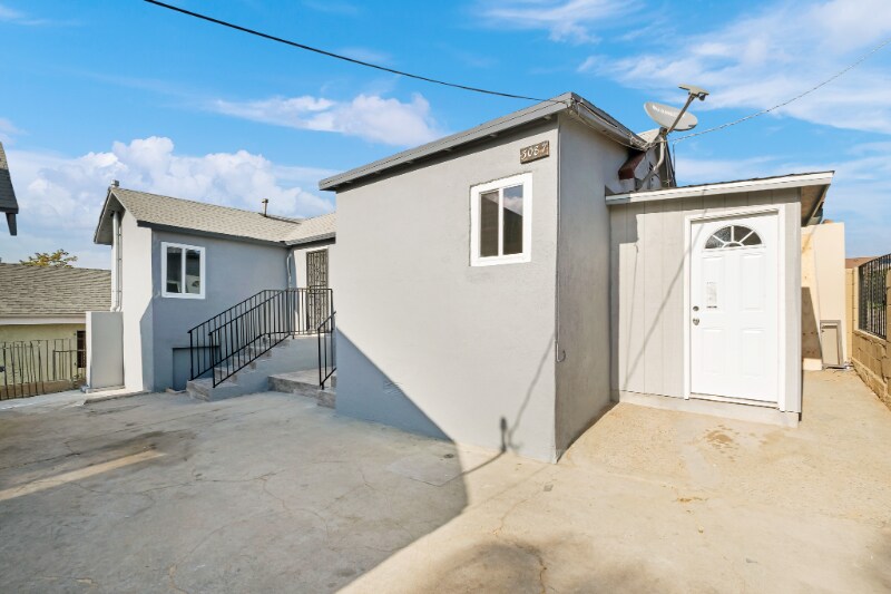 Primary Photo - 3087 Inez St