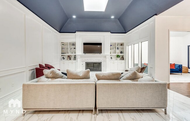 Building Photo - 2005 Crockett Ct