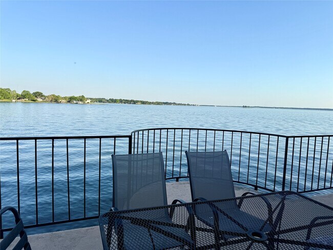 Foto del edificio - 7041 Kingston Cove Ln