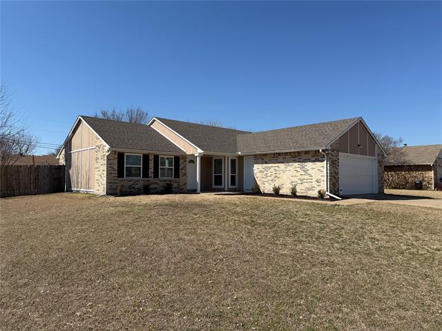 Foto del edificio - 501 Carl C Senter St