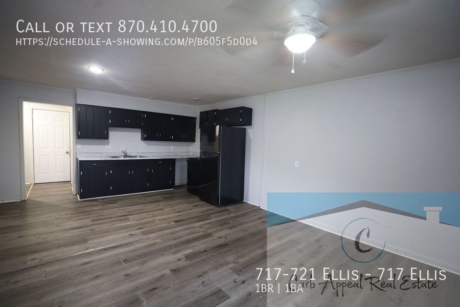 717721 Ellis Ave Unit 717 Ellis, Trumann, AR 72472 Room for Rent in