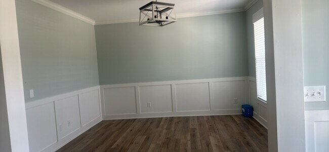 Building Photo - 1001 Anchors Bend Way