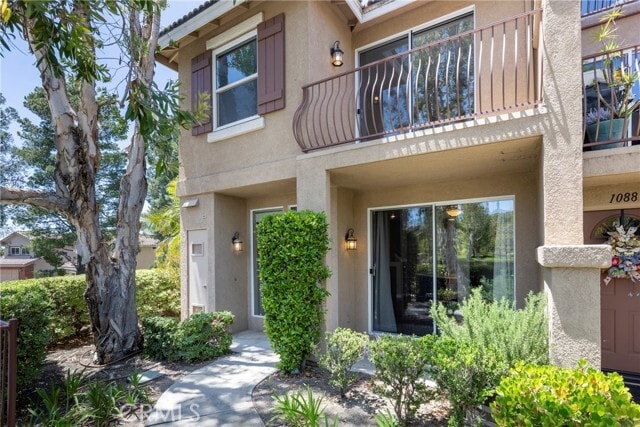 Building Photo - 1082 S St Tropez Ave