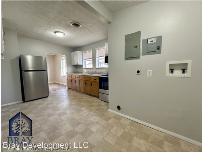 Building Photo - 2 br, 1 bath House - 1353 Willow St