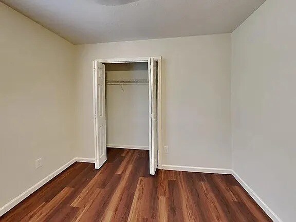 Foto del edificio - 8562 Chaletford Dr