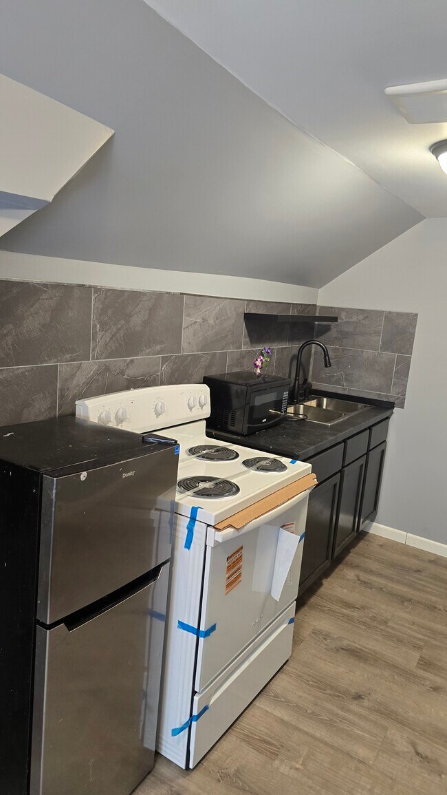 Foto del edificio - 1550 Richard Gordon Hatcher Blvd