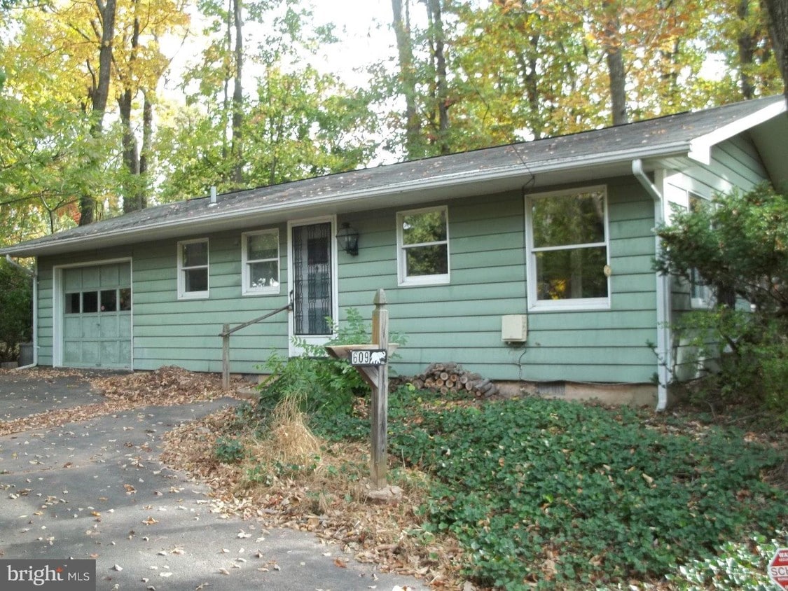 609 Elephant Rd, Perkasie, PA 18944 House Rental in Perkasie, PA