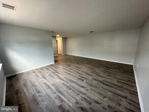 Building Photo - 7900 Frankford Ave