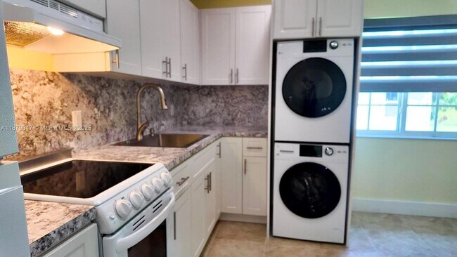 Foto del edificio - 10985 SW 138th St