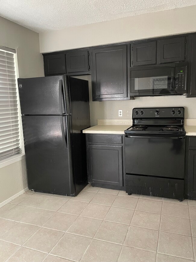Foto del edificio - 929 W Hickory St