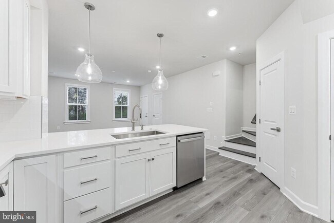 Foto del edificio - 21815 Express Ter