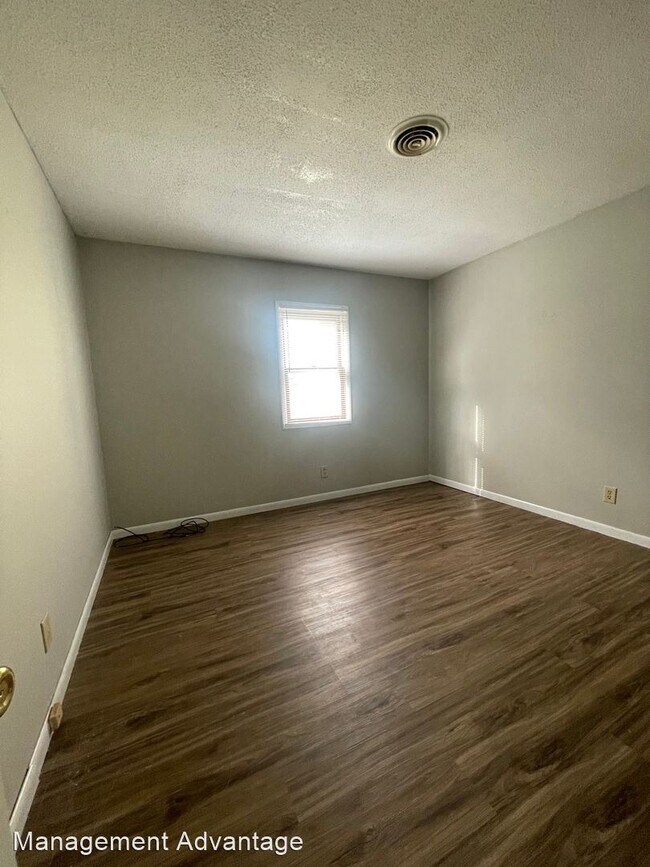 Foto del edificio - 2 br, 1 bath House - 1320 E Adams St.