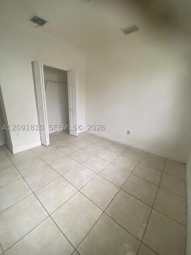 Building Photo - 9752 NW 26th Ave