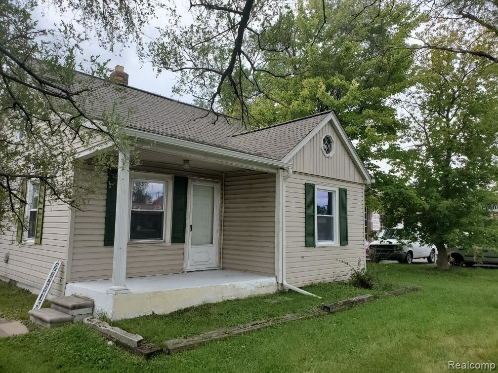 Primary Photo - 24615 Eureka Rd