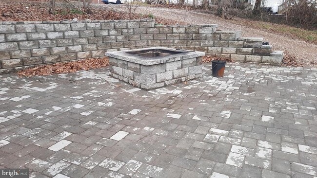 Building Photo - 373 Bowman Rd