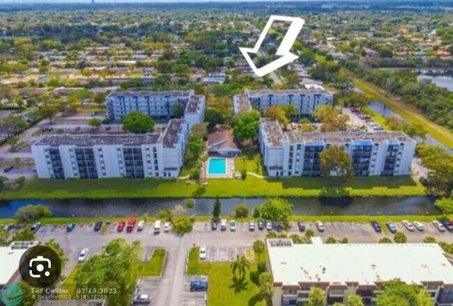 Foto del edificio - 7541 NW 16th St